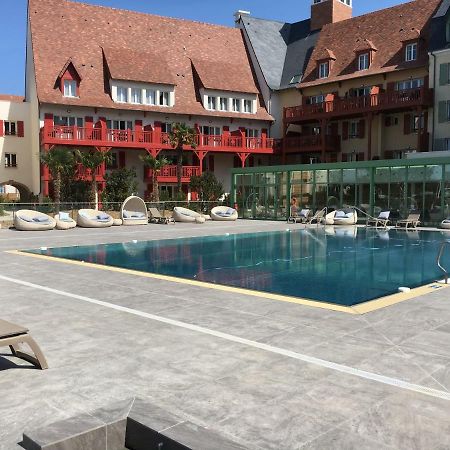 Cyrille et Vacances Presqu'ile de la Touques Deauville Extérieur photo